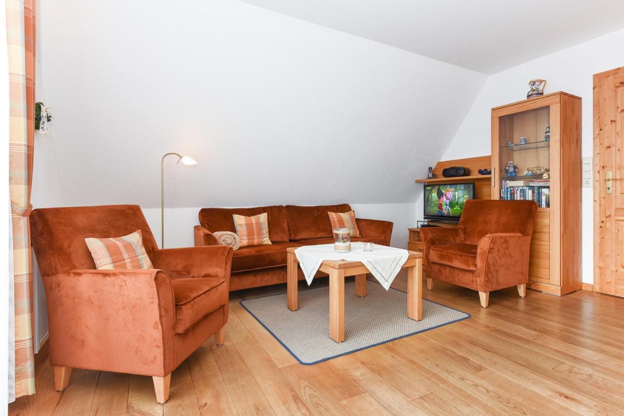 Haus Moewe Apartment