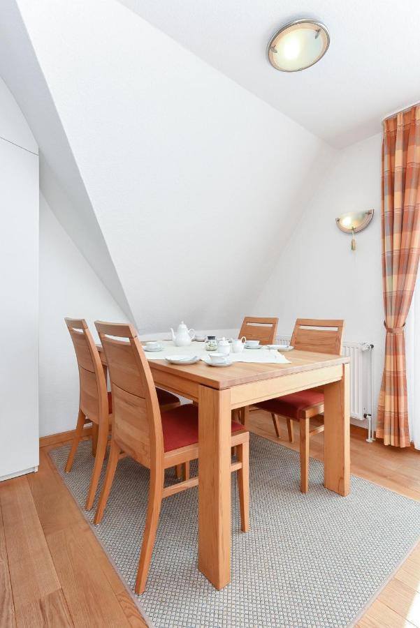 Haus Moewe Apartment